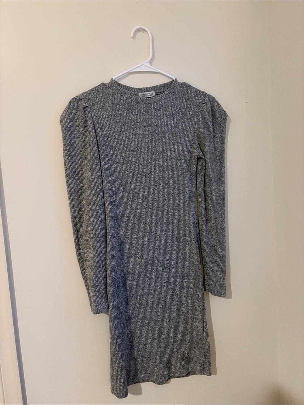 Grey Ribbed Long-Sleeve Knit Dress